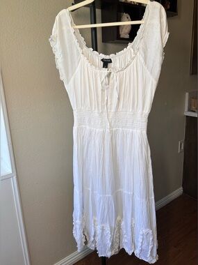 Studio West Apparel white cottagecore-style peasant midi dress 100% Cotton, M